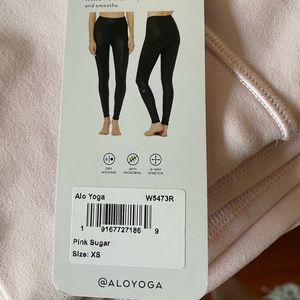 Alo high waist airbrush leggings NWT